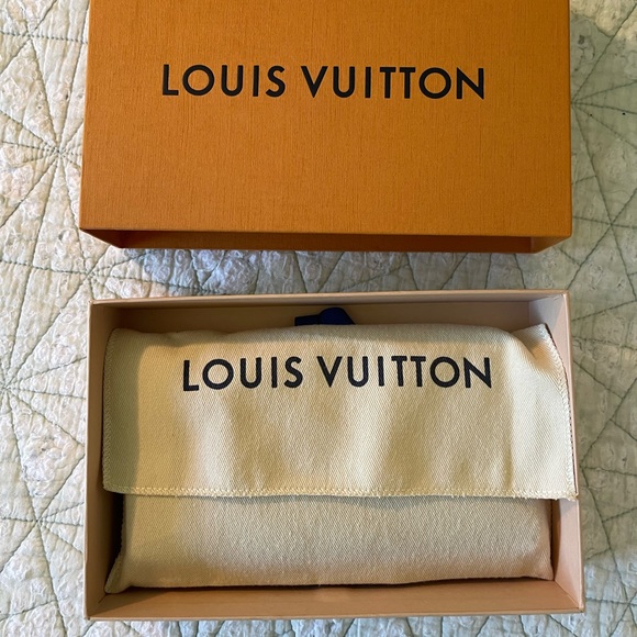 Louis Vuitton Pop canvas zippy limited edition bleu - Picture 3 of 6